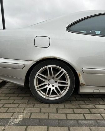 Mercedes-Benz CLK cena 9700 przebieg: 253669, rok produkcji 2001 z Gdynia małe 631